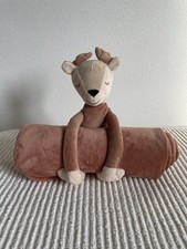 Decke mit Plüschtier