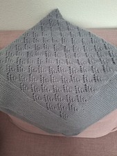 Handgestrickte Babydecke